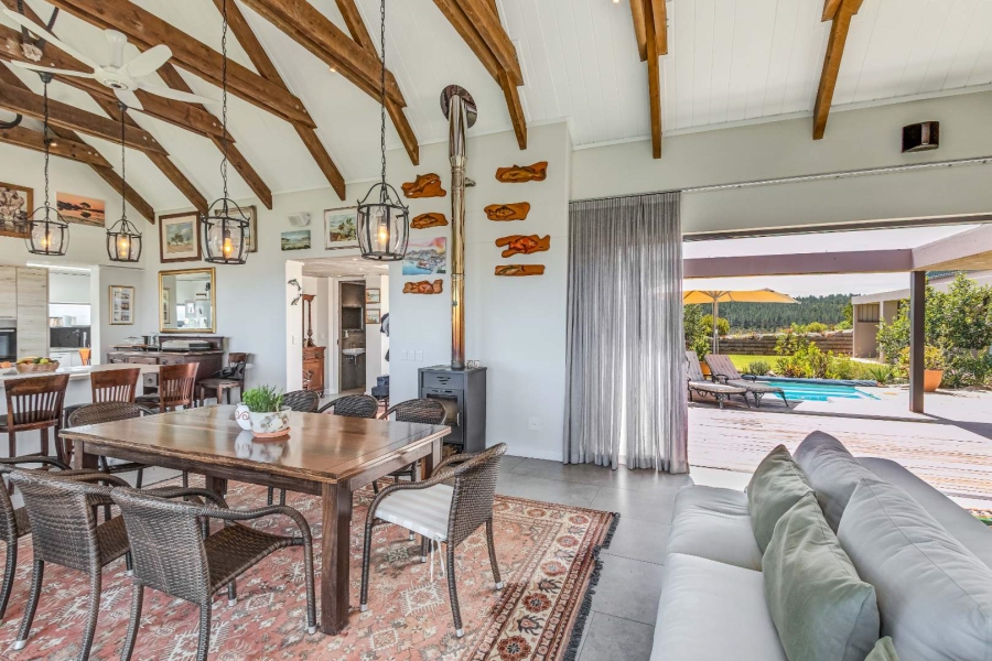 5 Bedroom Property for Sale in Simola Western Cape